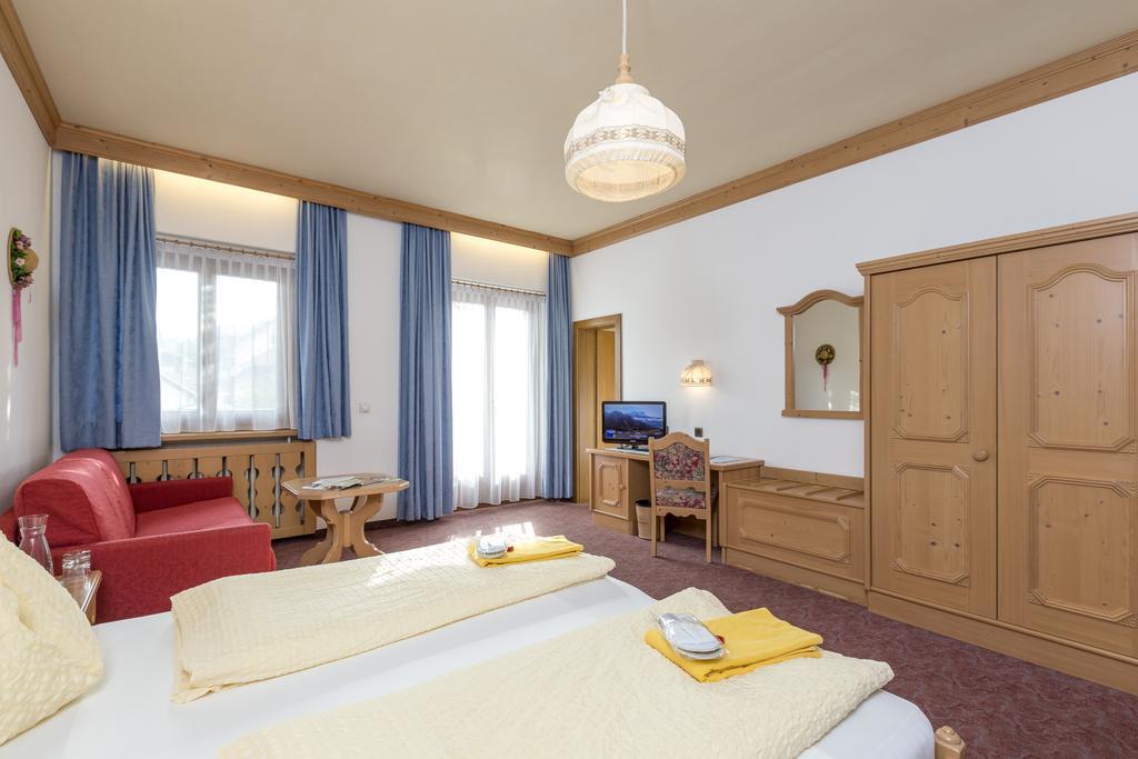 Landhotel Tharerwirt Olang ภายนอก รูปภาพ